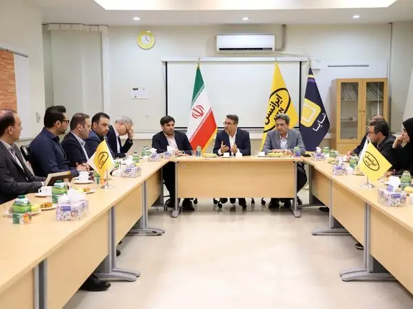 بازدید معاون رئیسجمهوری از روند پیشرفت سامانه «فواد» در ایرانسل