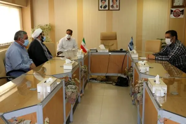 طرح جدا کردن داکت وحوضچه ها از مراکز مخابراتی، هدر رفت سرمایه ملی است که در نهایت منجر به نابودی مخابرات خواهد شد