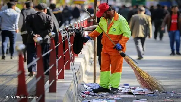 افزایش ۱۰ درصدی مزد کارگران غیر قانونی است