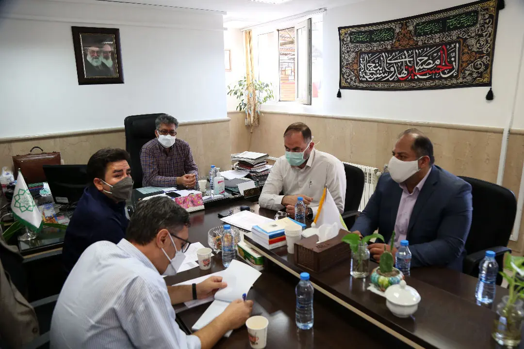 بازار تهران در قلب طهران، بیشترین واحدهای تجاری سطح شهر را داراست

