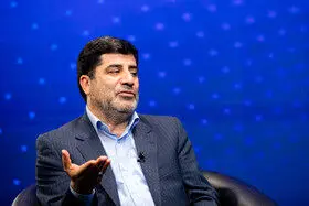 برای تجهیز چاه‌های کشاورزی به پنل خورشیدی برنامه سه ساله داریم