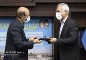 مراسم تکریم و معارفه مدیر و سرپرست مدیریت امور مالی مناطق نفتخیز جنوب برگزار شد