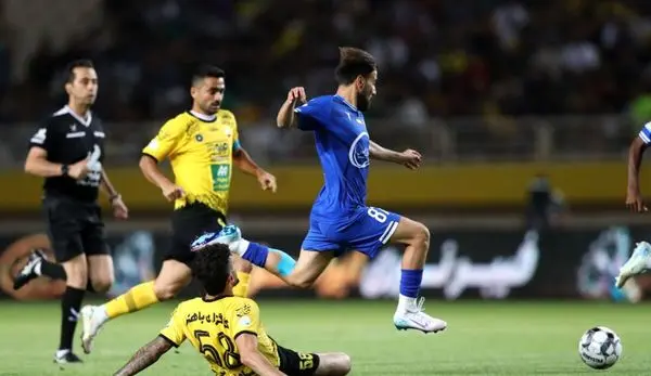 دیدار استقلال و سپاهان با 60 هزار تماشاگر 