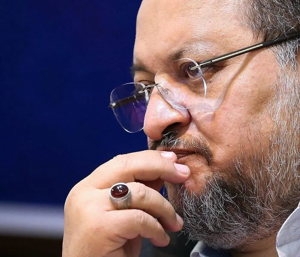 محمد شریعتمداری مدیرعامل هلدینگ خلیج فارس شد

