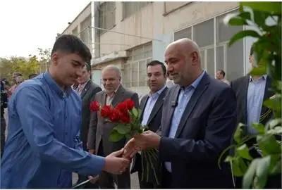 حدود ۸۰ درصد دانش‌آموزان کشورهای صنعتی و موفق هنرستانی هستند 

