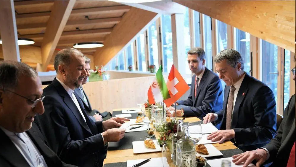 امیرعبداللهیان: ابتکار برجامی سلطان عمان همچنان روی میز است