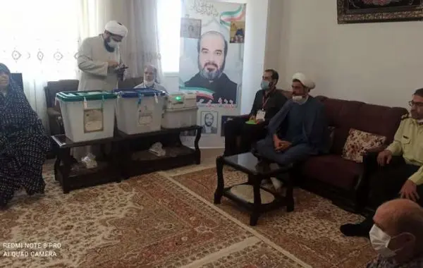 رأی گیری سیار از خانواده معظم شهدا و ایثارگران قم

