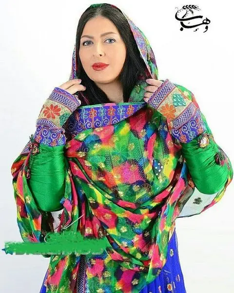 عکس آتلیه ای بازیگر زن تلویزیون با میکاپ و لباس هندی+عکس