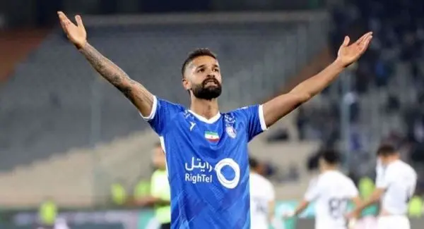 سرباز استقلال رفتنی میشود