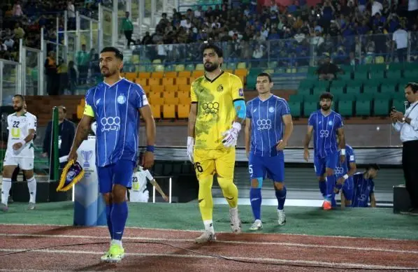 داور سنگاپوری دیدار استقلال و الوحدات را سوت می‌زند