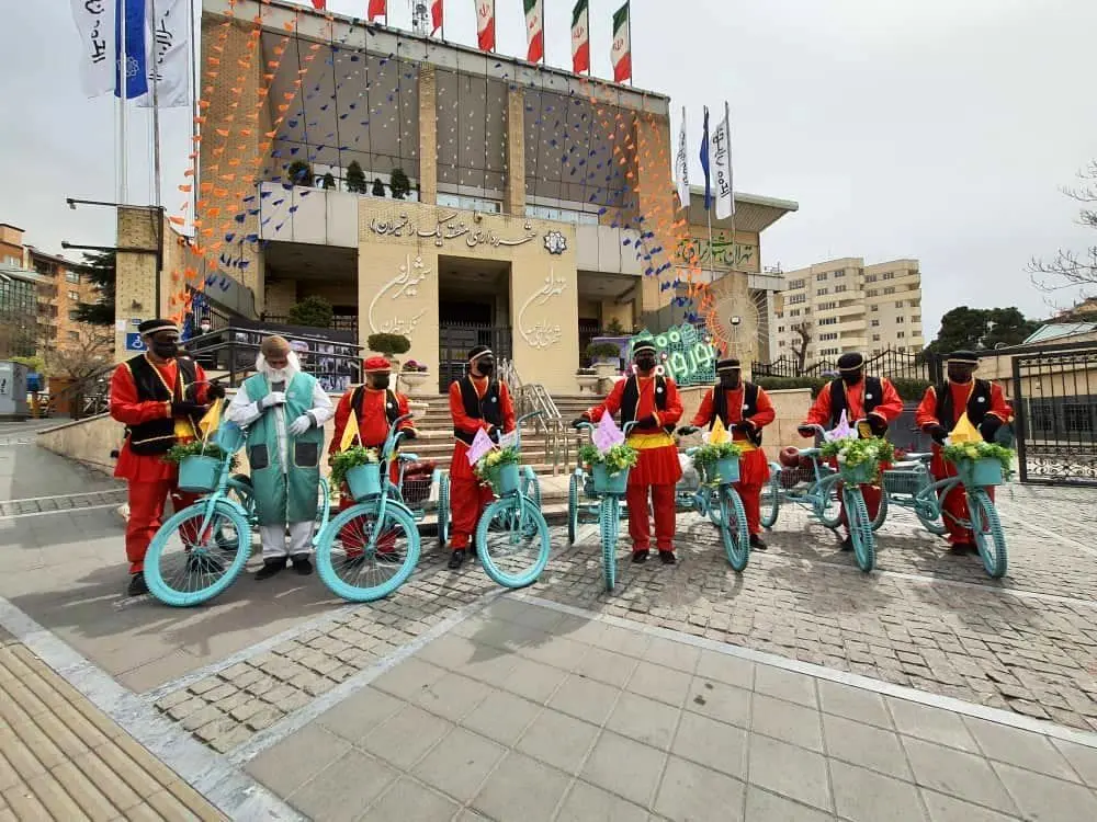 در اولین روز فروردین ۱۴۰۰ گردهمایی  کاروان های شاد نوروزی شهر تهران در منطقه یک

