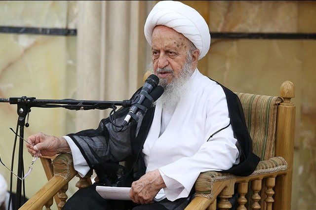واکنش آیت‌الله مکارم شیرازی به واژه «حجاب اجباری»
