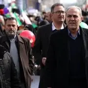 حضور مدیرعامل صندوق بازنشستگی در راهپیمایی ۲۲بهمن