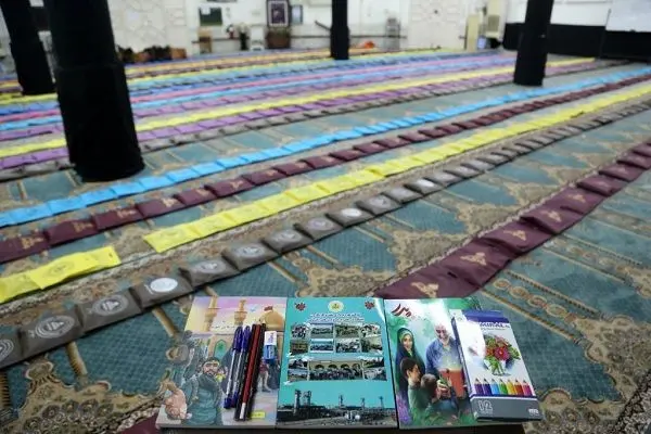 تهیه و توزیع ۱۰۰۰ بسته نوشت افزار توسط شرکت بهره برداری نفت و گاز کارون در روستاهای مجاور تأسیسات
