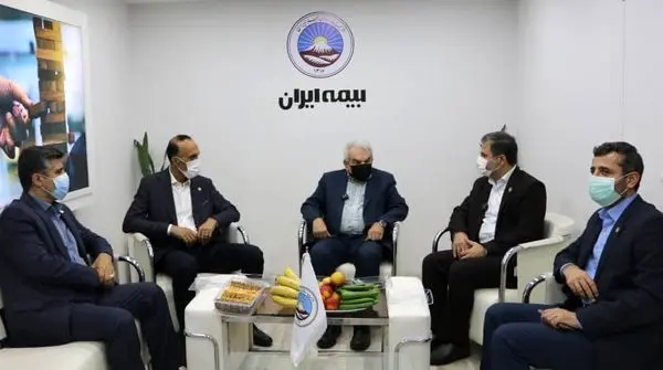 بازدید مدیرعامل بیمه ایران از نمایشگاه بین المللی صنعت مالی کشور