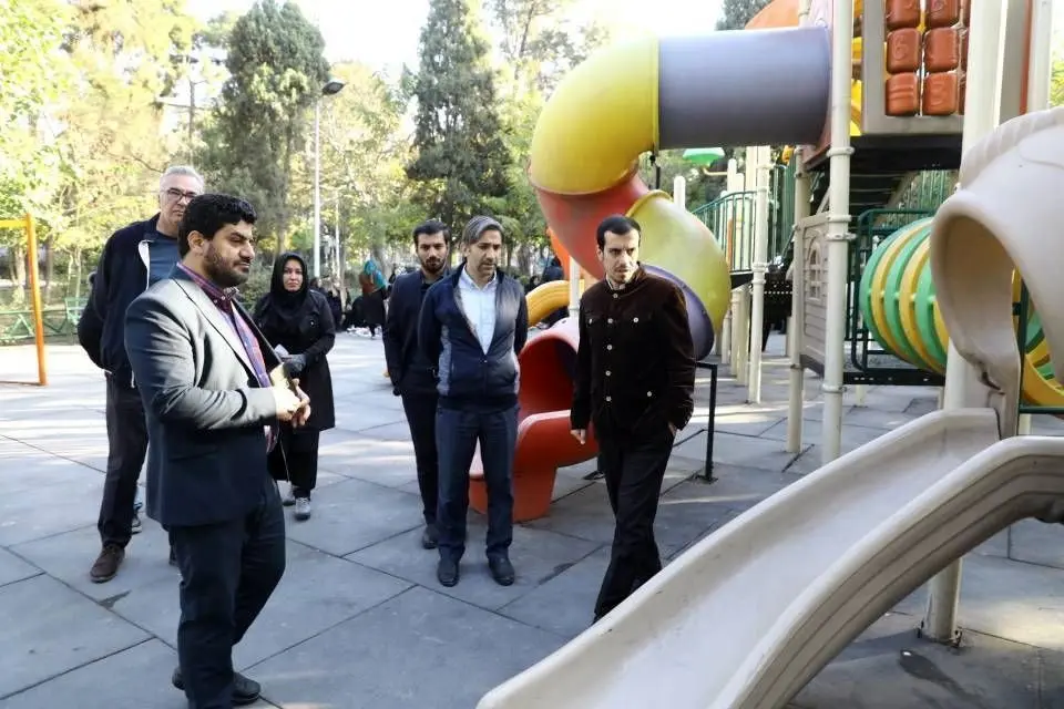 ارتقای وضعیت ایمنی بوستان ها و ساماندهی نقاط بی دفاع شهری 