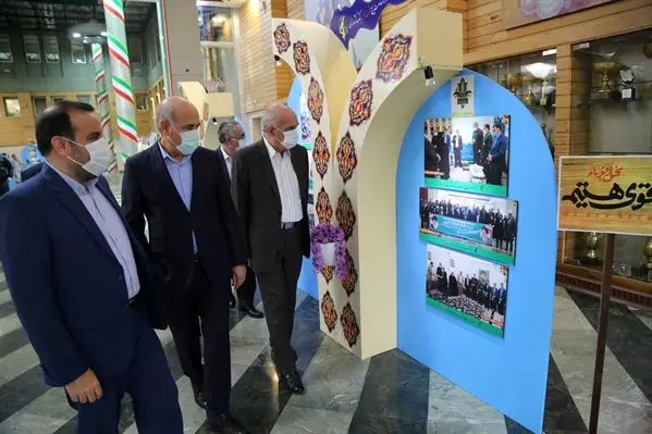 بازدید مدیرعامل بانک کشاورزی از نمایشگاه هفته بسیج
