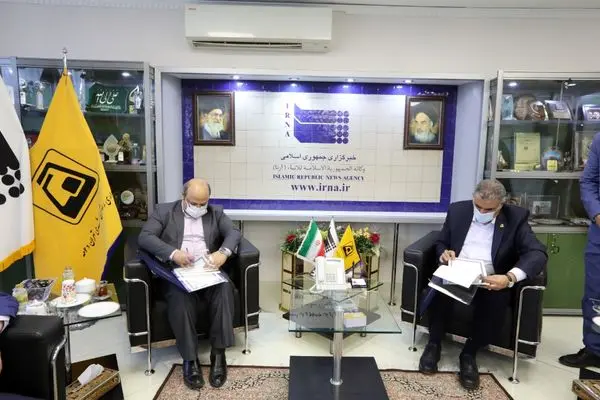 امضاء تفاهم نامه همکاری بین شرکت بهره برداری متروی تهران با خبرگزاری ایرنا