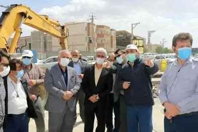 بررسی نحوه جا به جایی خطوط انتقال آب در عملیات اجرایی تقاطع غیر همسطح میدان مقاومت