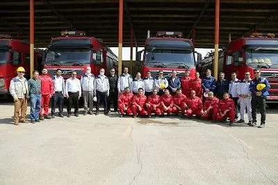 دیدار سرپرست نفت و گاز مارون با آتش نشانان و ایمن کاران