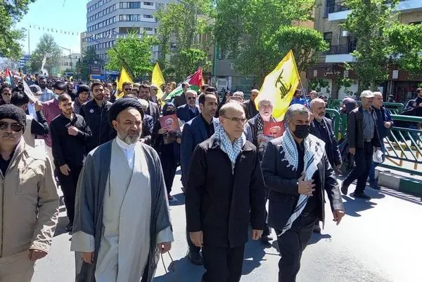 حضور مدیرعامل سازمان اتکا به اتفاق معاونین و مدیران عامل شرکت های تابعه در راهپیمایی روز قدس