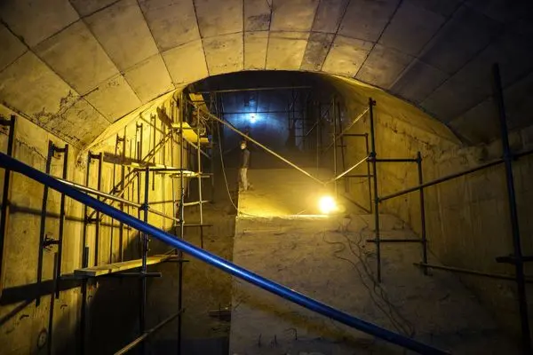 پیشرفت ۹۳ و ۸۵ درصدی ایستگاه‌های مطهری و کشاورز مترو قم

