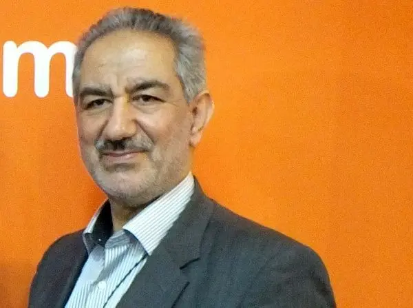 لزوم فرهنگ سازی اقتصادی در جامعه/ باید اطمینان مردم به دولت افزایش یابد