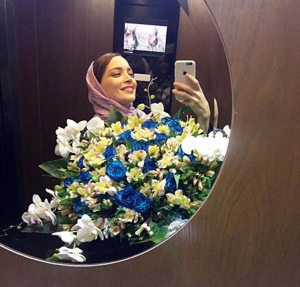 تمرین بهنوش طباطبایی وسط زمین فوتبال با لباس تیم ملی + عکس
