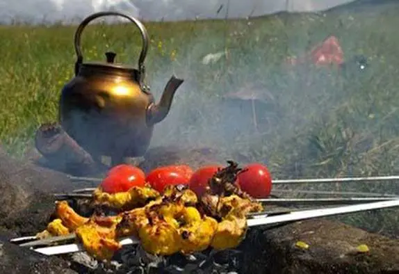 خوراکیهای مخصوص روز سیزدهبهدر+تصاویر