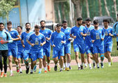 باشگاه استقلال به هیچ بازیکنی بیش از 1/5 میلیارد نمی دهد