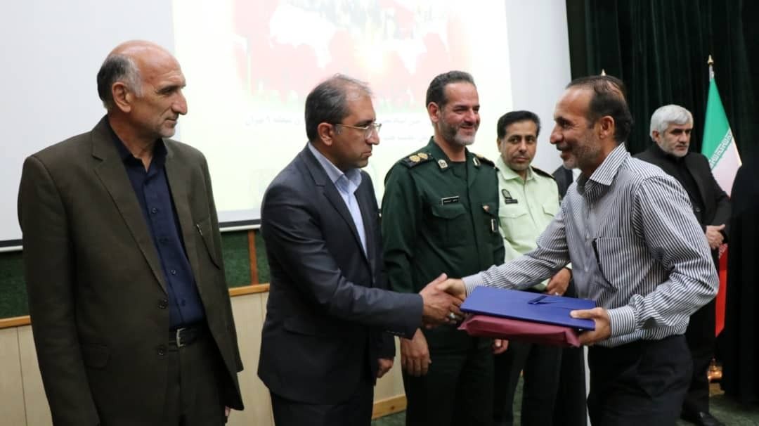 آئین نکوداشت پیشکسوتان دفاع مقدس در منطقه۹ برگزار شد


