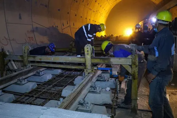 نخستین کراس آور ساخت داخل کشور در مترو قم نصب شد