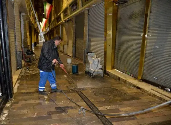 اجرای طرح بهاران خدمت در محورهای منتخب و محلات شمال تهران

