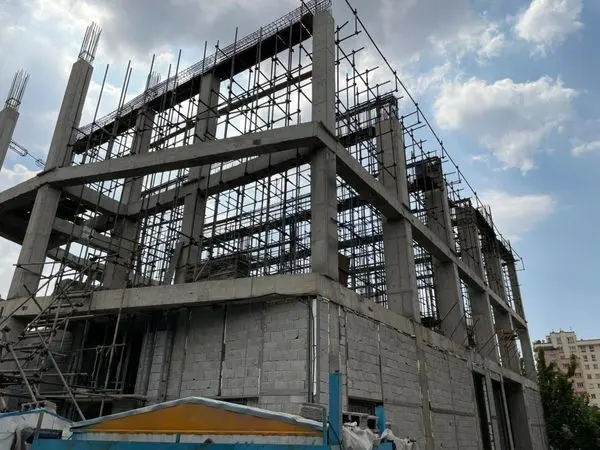 منطقه یک رکورد بتن ریزی در ارتفاع را در مجموعه ورزشی قیطریه شکست

