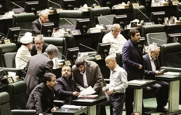 دارو، محور مذاکرات مجلس با ۲ وزیر