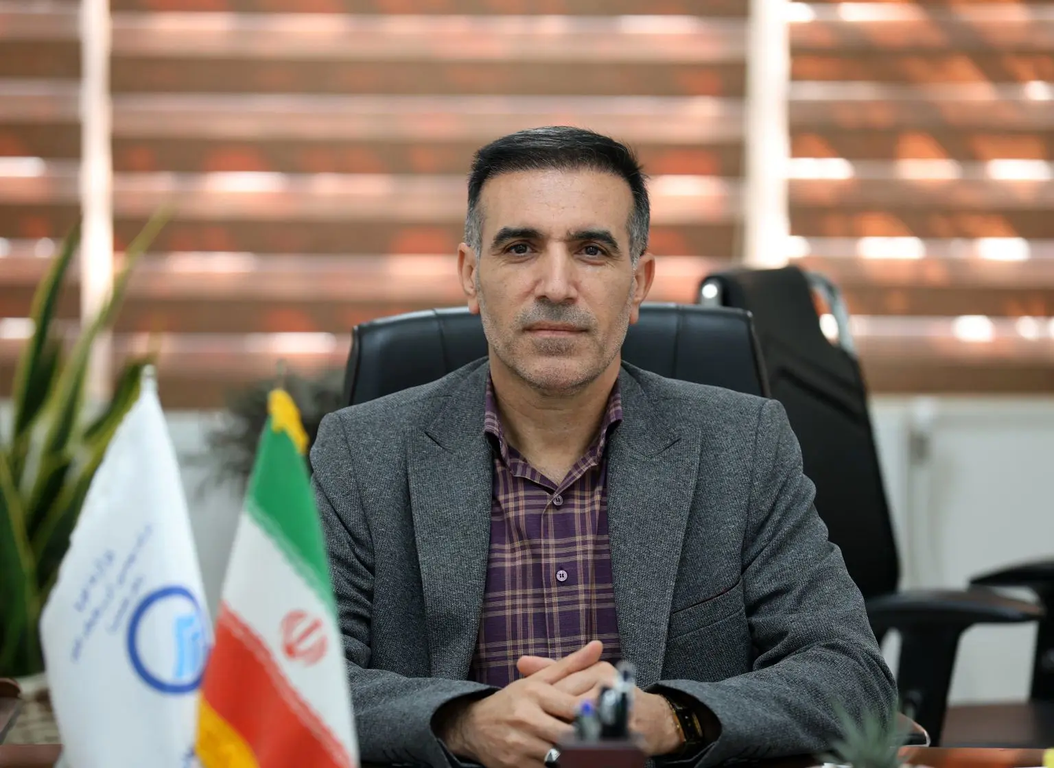 تمدید صدور گواهی نامه نظام آراستگی محیط کار  در 15 منطقه آبفای استان اصفهان

