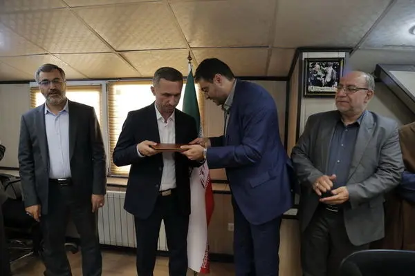 آئین تکریم و معارفه شهردار منطقه ۲۱ برگزار شد