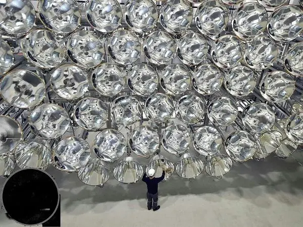 ساخت بزرگترین خورشید مصنوعی جهان +عکس