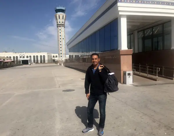 امید نمازى وارد تاشکند شد