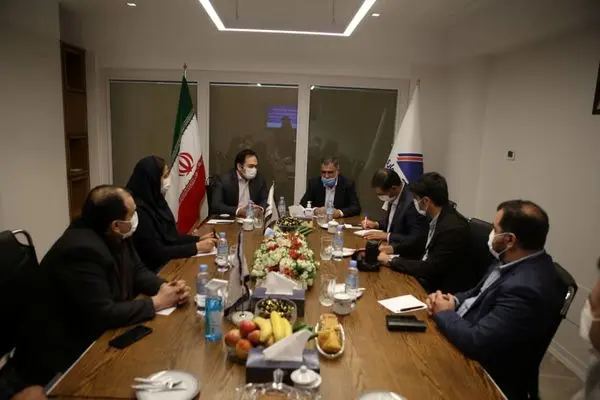 دبیرکل سندیکای بیمه گران ایران از بیمه آسماری بازدید کرد.