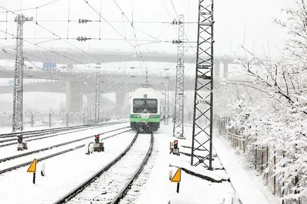 برنامه حرکت قطارهای تندرو خط ۵ به طور موقت تغییر کرد