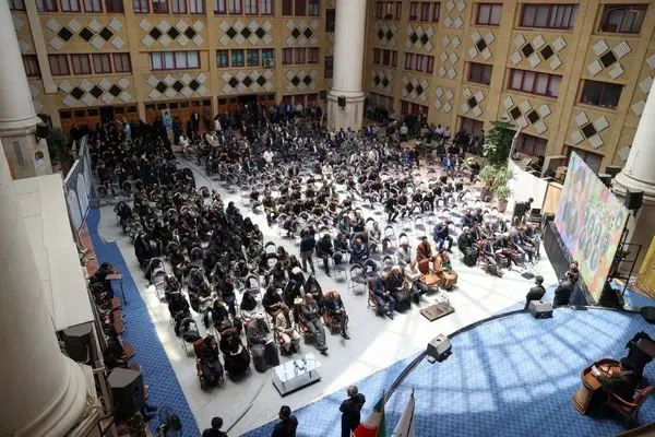 آیین تجلیل از خانواده ۳۰ شهید ورزشکار و بدرقه کاروان اعزامی به چنگدو