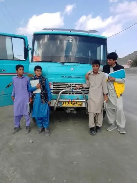 کمکی که هلدینگ خلیج‌فارس به دانش‌آموزان روستایی در سیستان و بلوچستان رساند