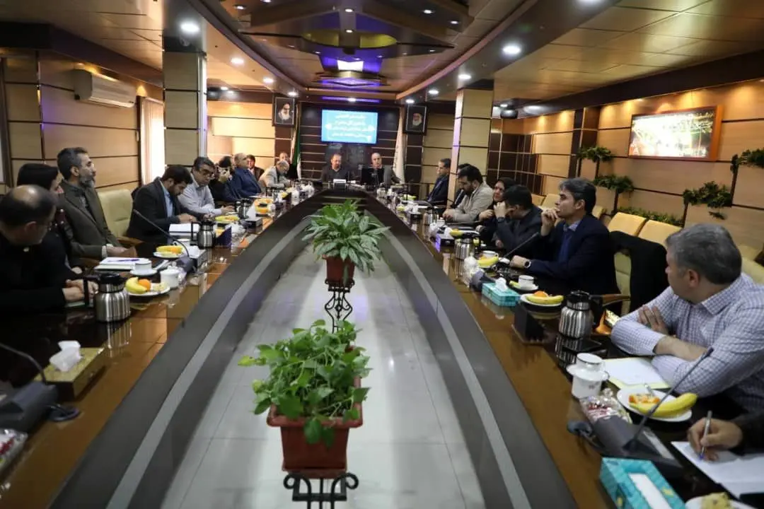 صیانت از کارمندان با آگاهی بخشی نسبت به قوانین و مقررات

