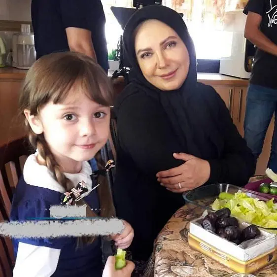 ظاهر جدید لعیا زنگنه متفاوت تر از همیشه+عکس