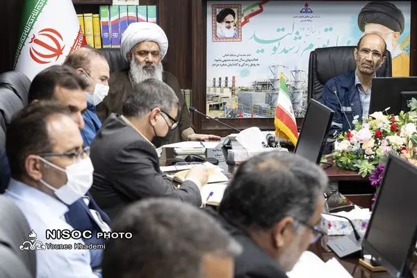 دیدار اعضای شورای مدیران شرکت ملی مناطق نفتخیز جنوب با نماینده مردم استان خوزستان در مجلس خبرگان رهبری