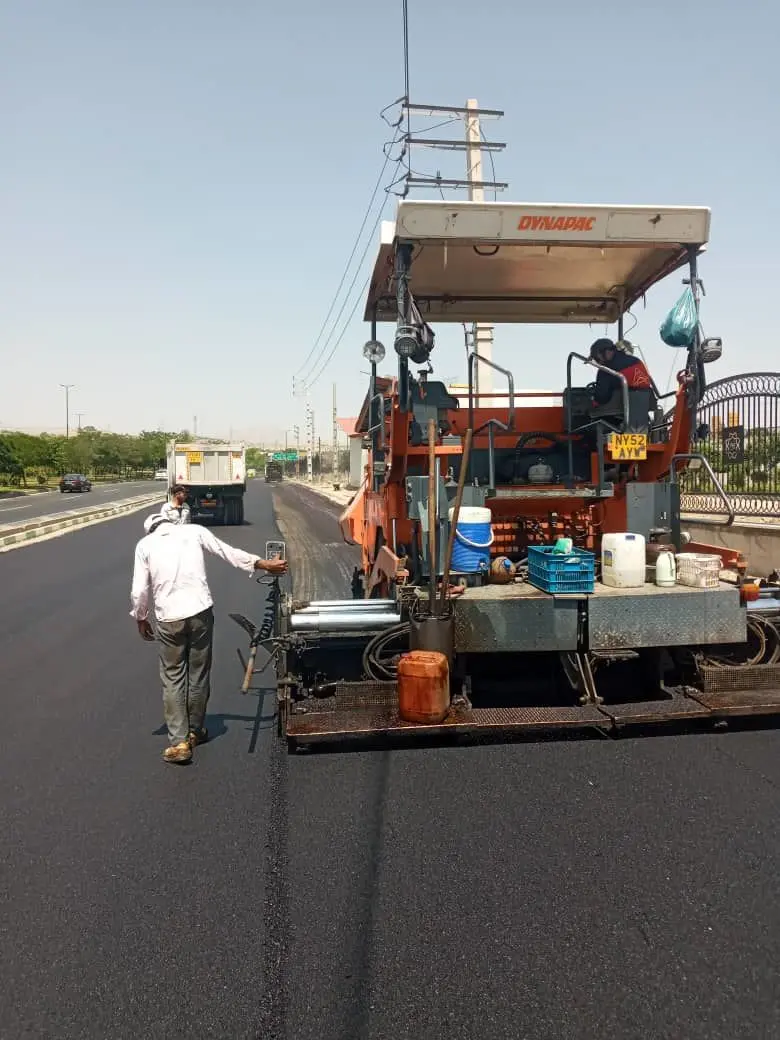 اجرای ۲۵ هزار متر مربع آسفالت در بزرگراه شهید یاسینی 

