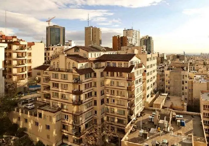 دلال بازی بلای جان مستاجران/ مسکن مهر خیانت بود!
