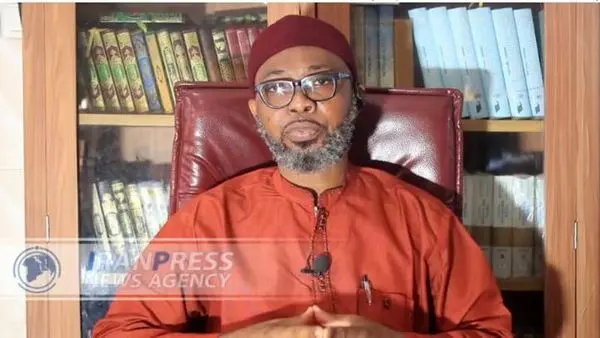 مکتب امامحسین (ع) اقیانوس معرفت و فداکاری