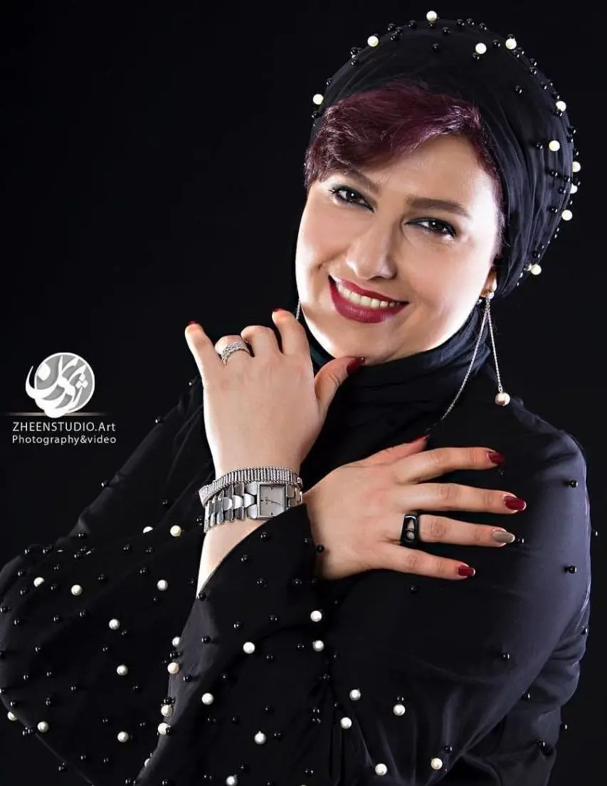 سر و وضع مرواریدی معصومه کریمی+عکس